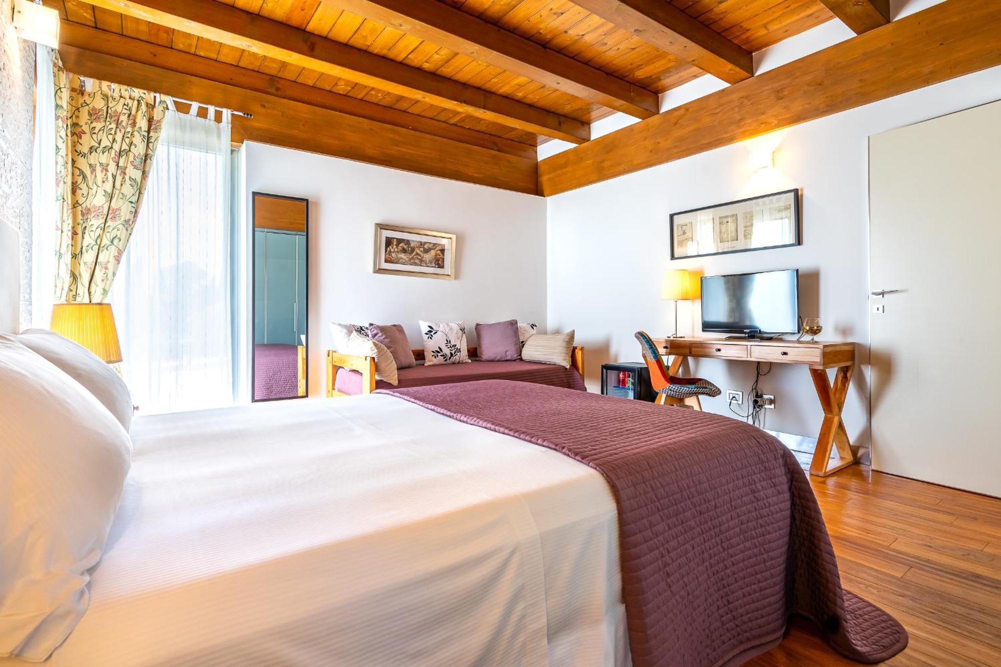 Casale Delle Ronde B&B Latina Dış mekan fotoğraf